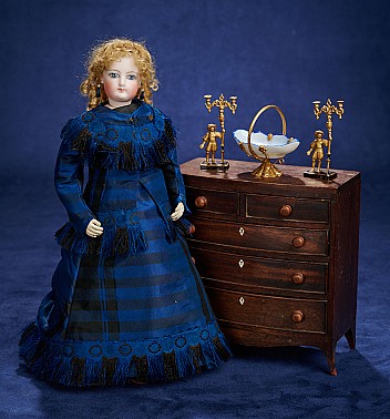 Mélange: Important Marquis Antique Doll Auction - Saturday, June 6