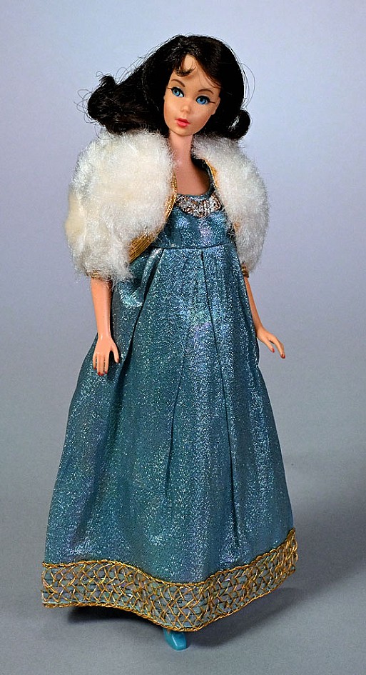 ヴィンテージBarbie 1969 Brunette Twist 'n Turn Flip Barbie Doll in 